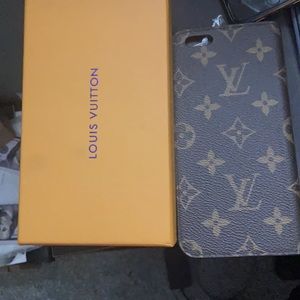 LV I phone 7/8 plus case